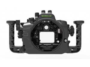 Buy Marelux Housing Suite + One INON Z-330 to get another Z-330 for free, body construction is Anodized Aluminum Alloy to prevent accident scratch.