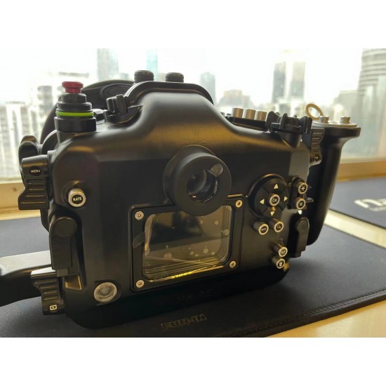 Marelux MX-R5 Housing for Canon EOS R5 Mirrorless Digital Camera Marelux MX-R5 Housing for Canon EOS R5 Mirrorless Digital Camera