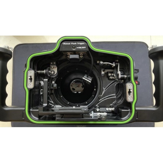 Marelux MX-R5 Housing for Canon EOS R5 Mirrorless Digital Camera Marelux MX-R5 Housing for Canon EOS R5 Mirrorless Digital Camera