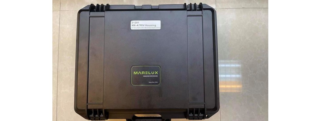 Marelux housing comes with travel hard case
