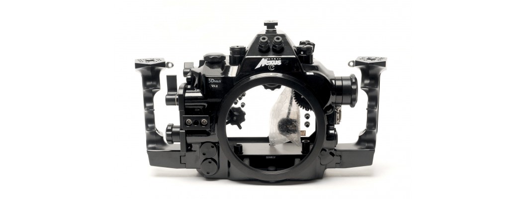 Anthis 發表Nexus Canon 機身 C系列防水殼 - 5DMkIV 專用
