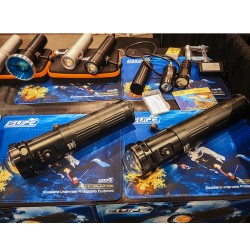 SUPE V12K Video Light (24,000 lumens) SUPE V12K Video Light (24,000 lumens)