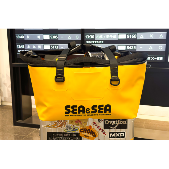 Sea&Sea Yellow Sub Mega Tote