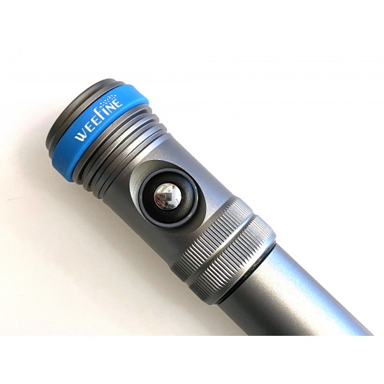 Weefine WF083 SN1500 LED Torch