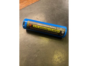 F.I.T. 18650電池自帶macro USB充電口