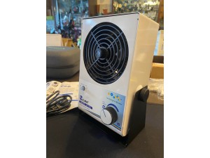 維修日記 2022-06-17: 豐英維修鏡頭使用消除靜電離子風扇 維修日記 2022-06-17: 豐英維修鏡頭使用消除靜電離子風扇