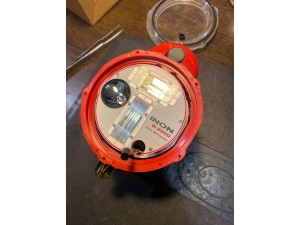 維修日記 2022-06-21: 升級10多年前的INON D-2000W閃燈,把光纖感應頭升級為小頭,並維修對焦 維修日記 2022-06-21: 升級10多年前的INON D-2000W閃燈,把光纖感應頭升級為小頭,並維修對焦