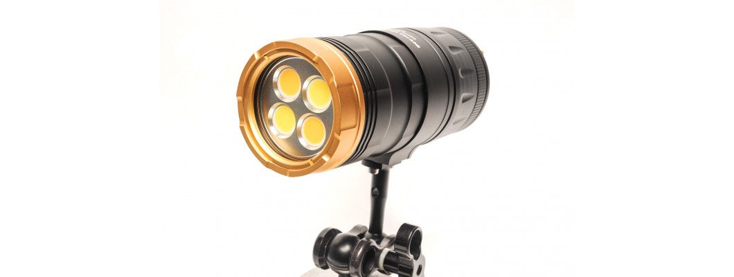 FIT 6500 LED 潛水攝影燈，高流明且可調色溫