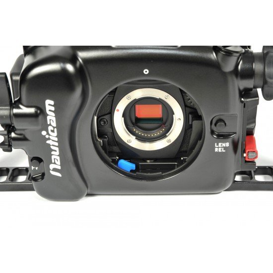 Nauticam NA-EM1II 防水盒 for Olympus OM-D E-M1II Nauticam NA-EM1II 防水盒 for Olympus OM-D E-M1II