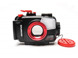 Olympus TG-4大全配 - 搭配 INON S-2000 閃光燈和 FIT 1200 攝影燈