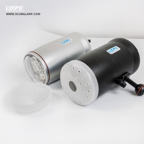 Scubalamp D-Max 閃光燈 (黑色, 環形燈管, GN32, 250W) Scubalamp D-Max 閃光燈 (黑色, 環形燈管, GN32, 250W)